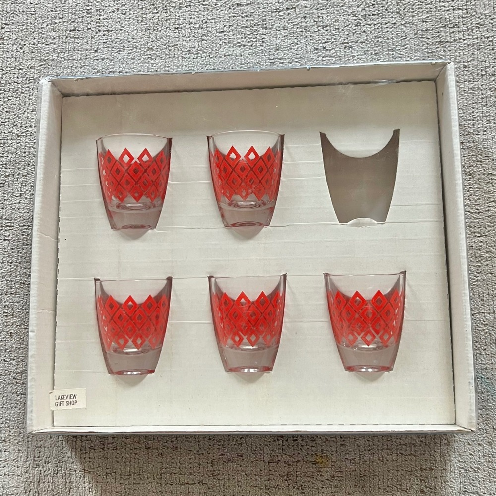 Vintage Verrerie Cristallerie D'Arques France Red Diamond Liqueur Glasses Set 5